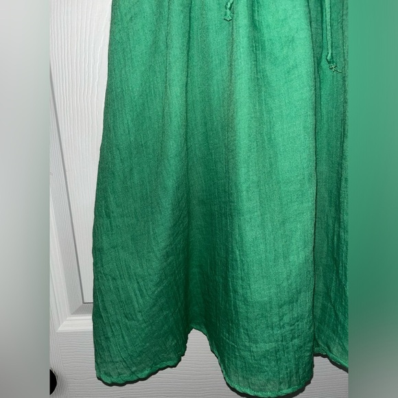 Size Medium Dress - Picture 5 of 8